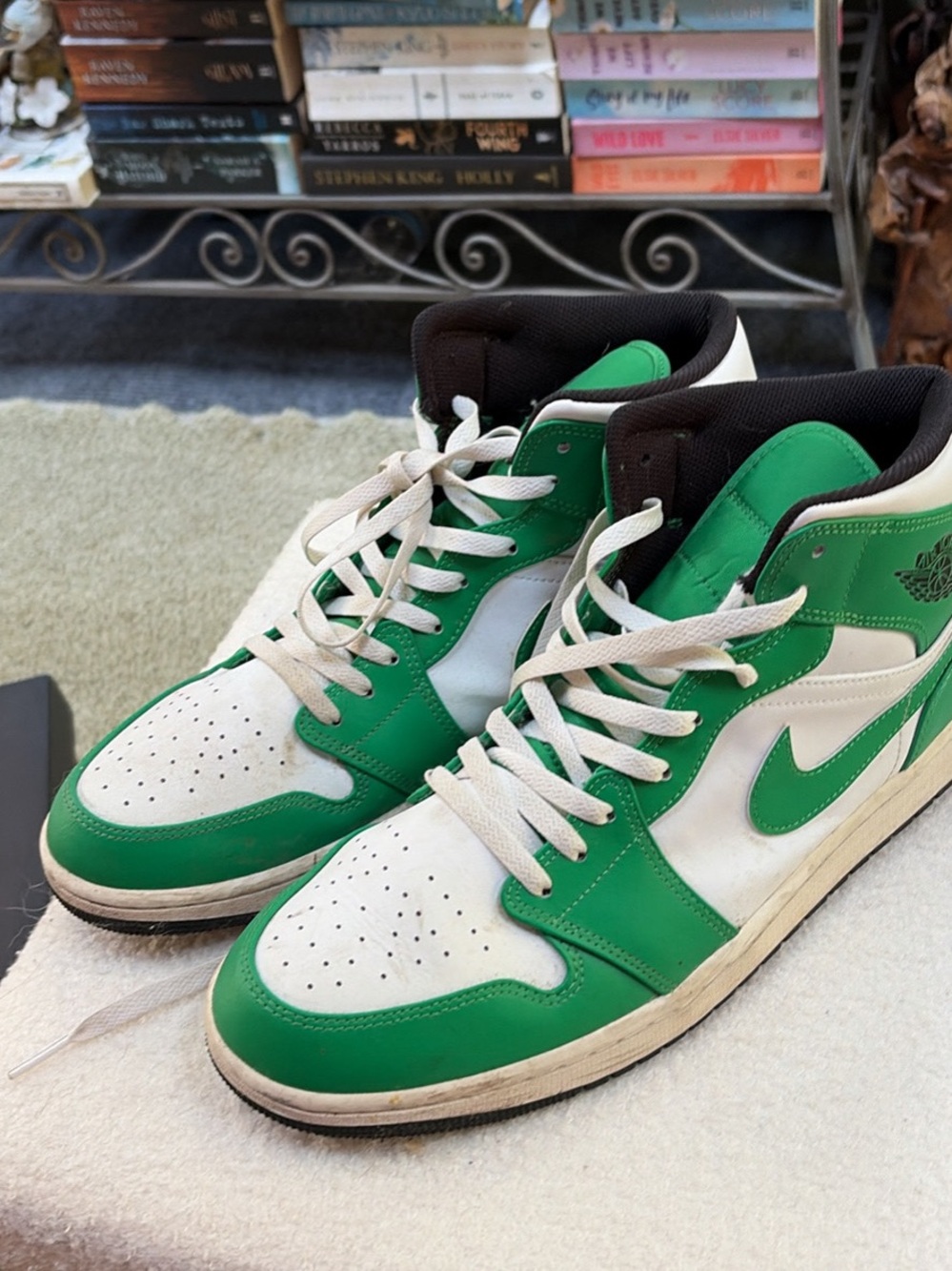 Nike Men's Green and White High-Top Athletic Sneakers